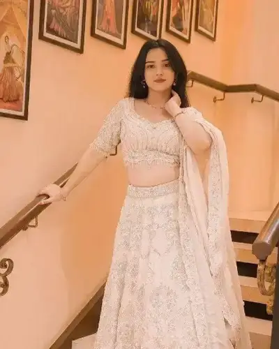 Escort Service In Domjur