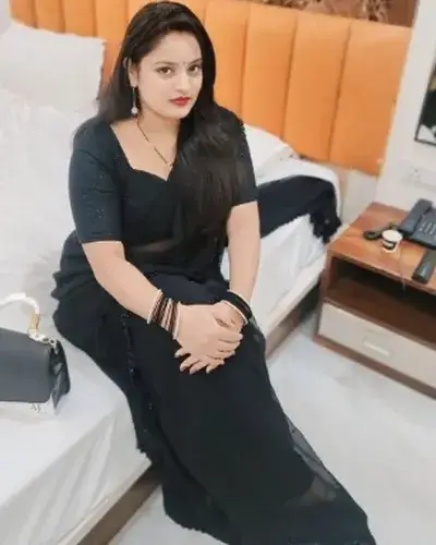 Escort Service Domjur
